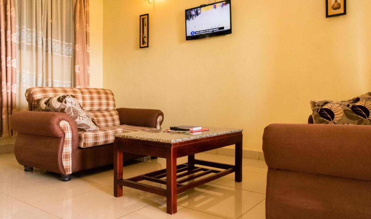 Kahondo Buffalo Hotel Kampala Makerere ภายนอก รูปภาพ