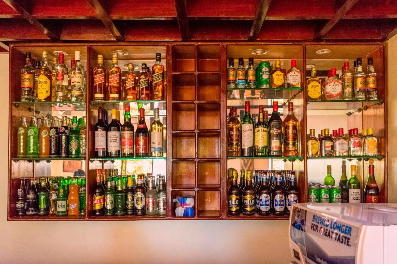 Kahondo Buffalo Hotel Kampala Makerere ภายนอก รูปภาพ
