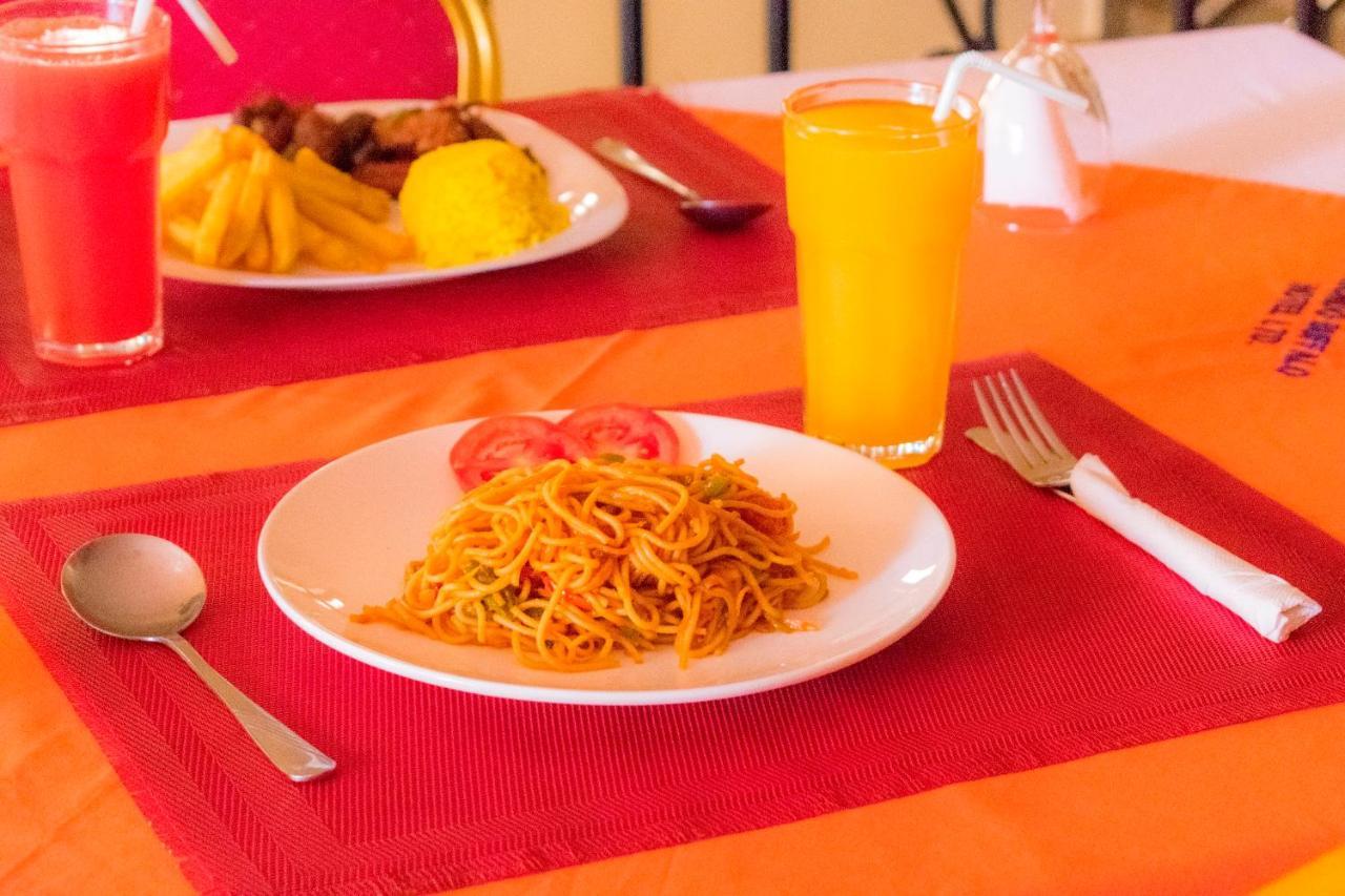 Kahondo Buffalo Hotel Kampala Makerere ภายนอก รูปภาพ