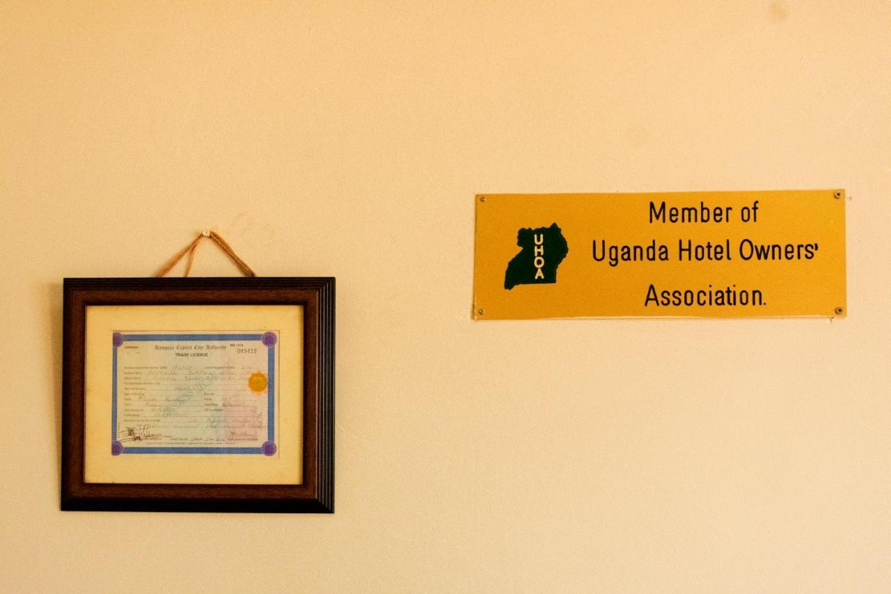 Kahondo Buffalo Hotel Kampala Makerere ภายนอก รูปภาพ