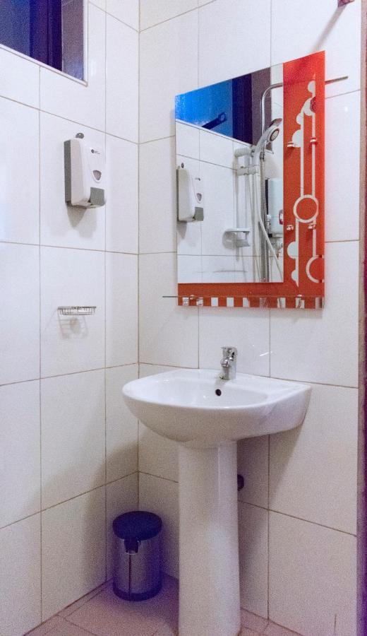 Kahondo Buffalo Hotel Kampala Makerere ภายนอก รูปภาพ
