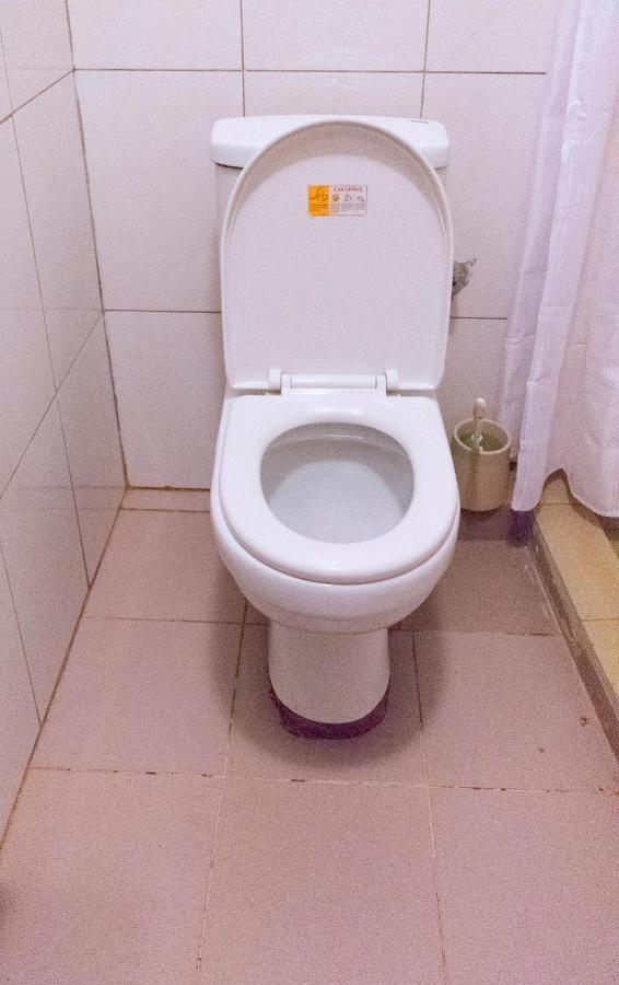 Kahondo Buffalo Hotel Kampala Makerere ภายนอก รูปภาพ