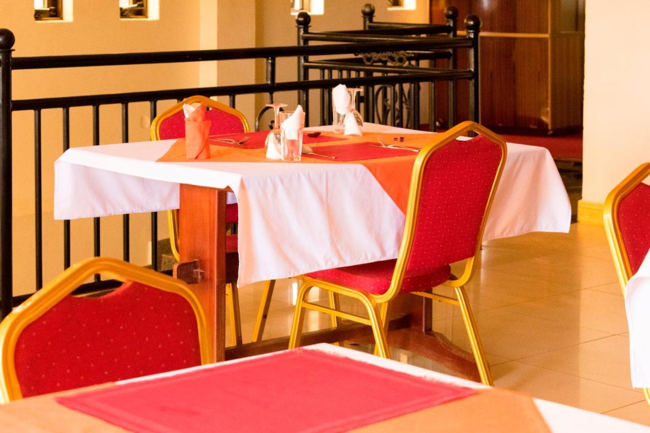 Kahondo Buffalo Hotel Kampala Makerere ภายนอก รูปภาพ